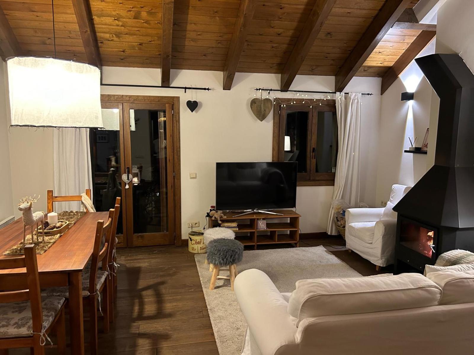 Apartament Del Llac 오세야 외부 사진